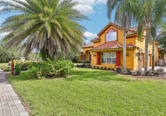 Photo 2 of Single family home for sale at 32736 Wolfs Trl, Sorrento, FL 32776 | MLS# O6443039 | Listing updated on 2026-10-05