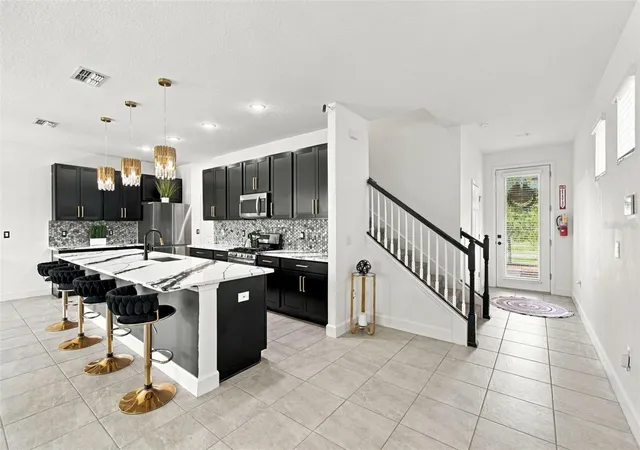 Photo 4 of Single family home for sale at 5453 Del Coronado Dr, Apollo Beach, FL 33572 | MLS# TB8549960 | Listing updated on 2026-09-27
