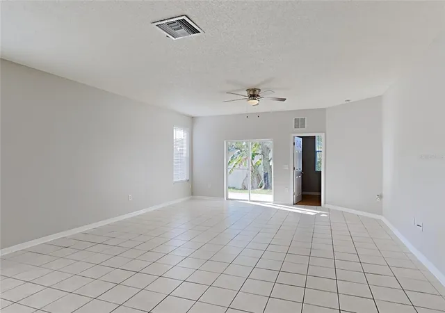 Photo 3 of Single family home for sale at 5707 Vista Linda Dr, Orlando, FL 32822 | MLS# C7530912 | Listing updated on 2026-09-19
