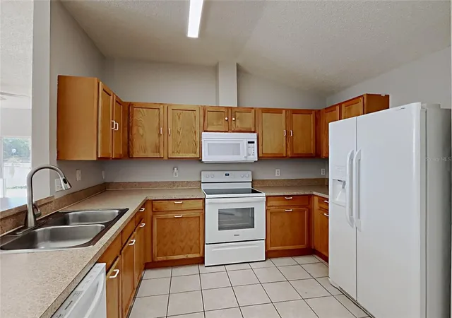 Photo 4 of Single family home for sale at 5707 Vista Linda Dr, Orlando, FL 32822 | MLS# C7530912 | Listing updated on 2026-09-19