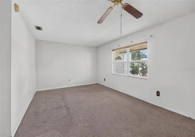 Photo 3 of Single family home for sale at 13780 Sw 40th Circle, Ocala, FL 34473 | MLS# OM732514 | Listing updated on 2026-09-19