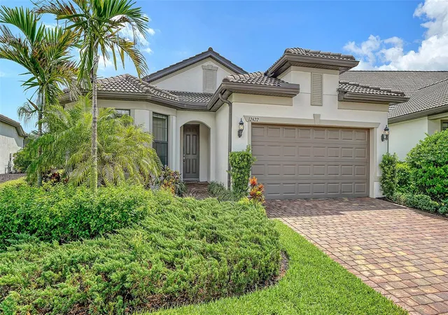 Photo 2 of Single family home for sale at 12422 Wood Fern Ct, Sarasota, FL 34238 | MLS# A4706626 | Listing updated on 2026-09-25