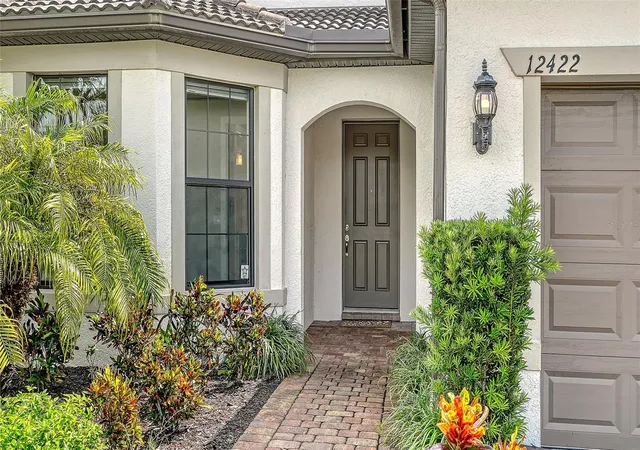 Photo 3 of Single family home for sale at 12422 Wood Fern Ct, Sarasota, FL 34238 | MLS# A4706626 | Listing updated on 2026-09-25