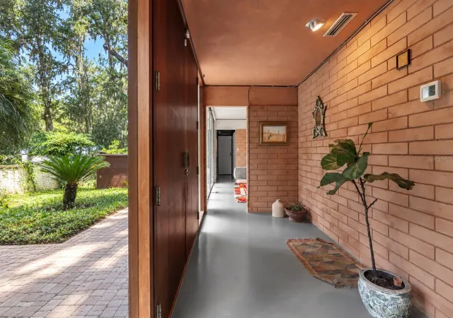 Photo 3 of Single family home for sale at 3105 Sw 5th Court, Gainesville, FL 32601 | MLS# TB8549973 | Listing updated on 2026-10-23