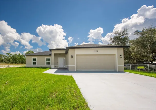 Photo 1 of Single family home for sale at 2223 Lemon Dr, Lake Wales, FL 33898 | MLS# O6443055 | Listing updated on 2026-09-24