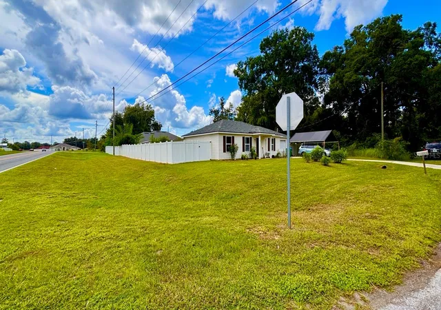 Photo 2 of Single family home for sale at 81 Dogwood Dr Loop, Ocala, FL 34472 | MLS# OM732517 | Listing updated on 2026-10-06