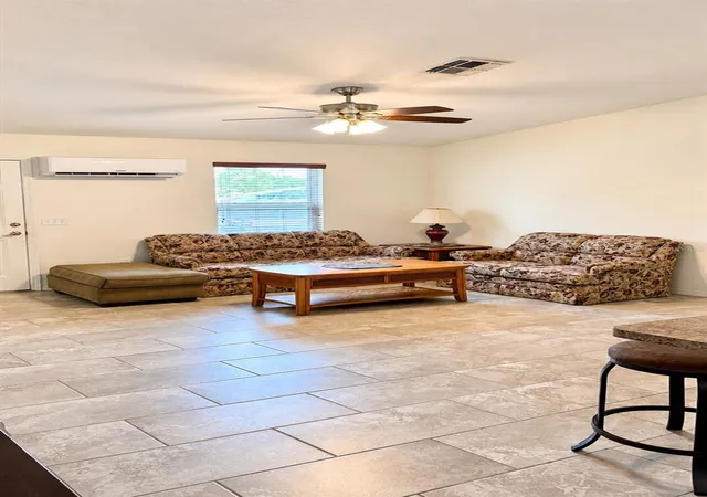 Photo 3 of Single family home for sale at 81 Dogwood Dr Loop, Ocala, FL 34472 | MLS# OM732517 | Listing updated on 2026-10-06
