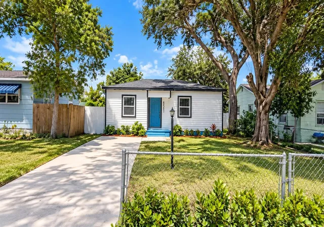 Photo 2 of Single family home for sale at 4721 6th Avenue S, Saint Petersburg, FL 33711 | MLS# TB8549990 | Listing updated on 2026-09-21