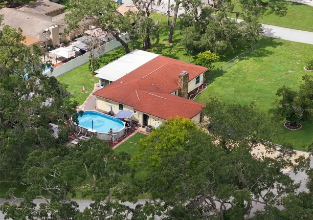 Photo 3 of Single family home for sale at 8331 Echo Ln, Spring Hill, FL 34608 | MLS# W7889626 | Listing updated on 2026-09-30