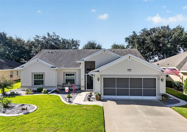 Photo 1 of Single family home for sale at 5138 Aurora Dr, Leesburg, FL 34748 | MLS# G5117993 | Listing updated on 2026-09-19