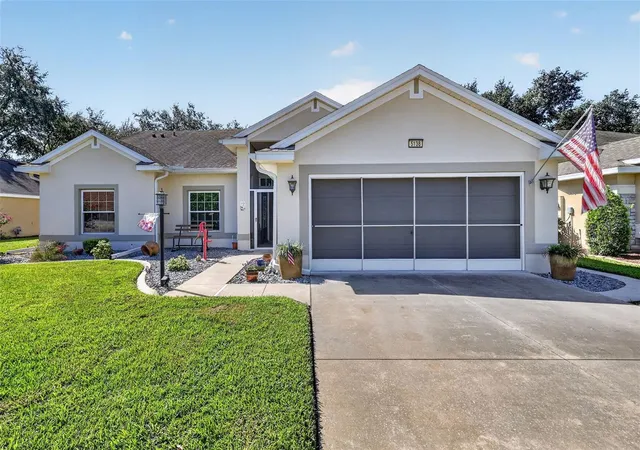Photo 3 of Single family home for sale at 5138 Aurora Dr, Leesburg, FL 34748 | MLS# G5117993 | Listing updated on 2026-09-19