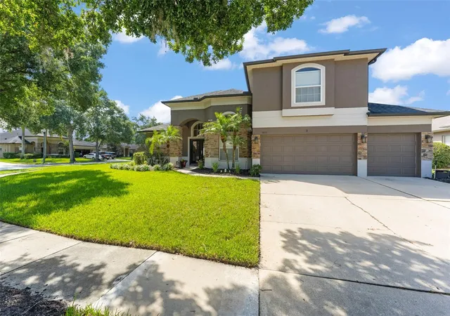 Photo 1 of Single family home for sale at 3833 Emerald Ests Cir, Apopka, FL 32703 | MLS# O6443068 | Listing updated on 2026-09-25