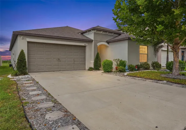 Single family home for sale at 1423 Golden Glow Dr, RUSKIN, FL 33570 | MLS# A4706639