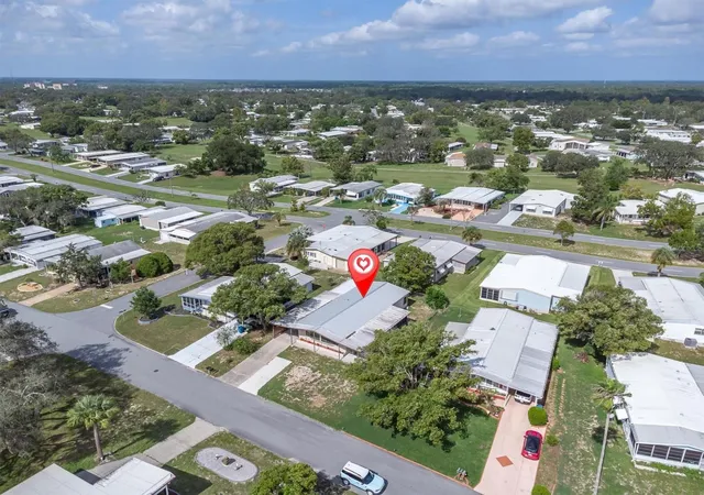 Photo 4 of Manufactured home for sale at 12472 Fairway Ave, Brooksville, FL 34613 | MLS# TB8550005 | Listing updated on 2026-09-19