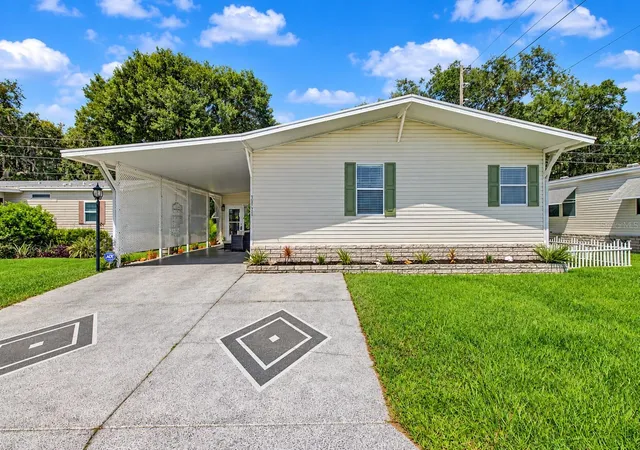 Photo 1 of Manufactured home for sale at 36731 Tara Ave, Zephyrhills, FL 33542 | MLS# TB8550006 | Listing updated on 2026-09-28