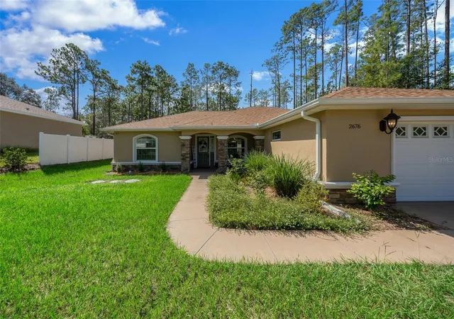 Photo 3 of Single family home for sale at 2676 W Gifford Ln, Dunnellon, FL 34433 | MLS# OM732530 | Listing updated on 2026-09-28