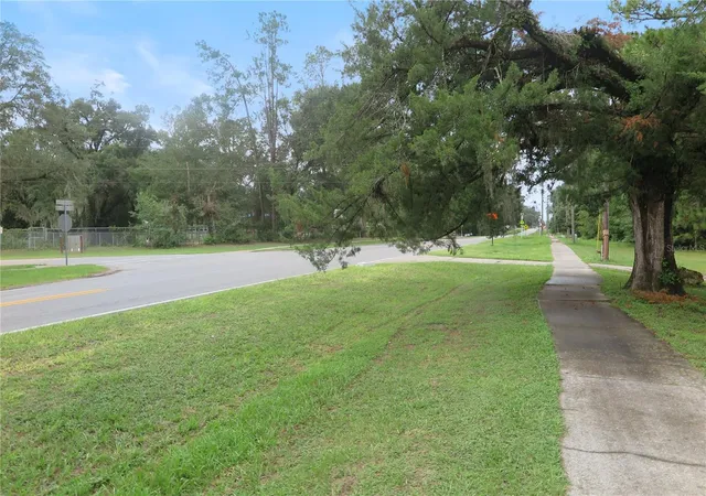 Photo 2 of Single family home for sale at 23376 Nw County Rd 236, High Springs, FL 32643 | MLS# GC543616 | Listing updated on 2026-09-29
