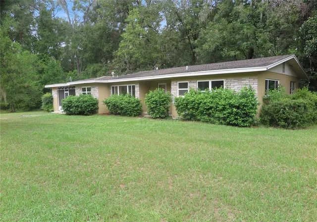 Photo 3 of Single family home for sale at 23376 Nw County Rd 236, High Springs, FL 32643 | MLS# GC543616 | Listing updated on 2026-09-29