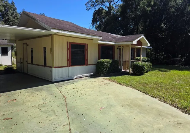 Single family home for sale at 5165 NW 60th Terrace, OCALA, FL 34482 | MLS# OM732532