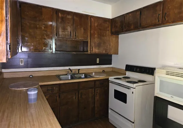 Photo 3 of Single family home for sale at 5165 NW 60th Terrace, Ocala, FL 34482 | MLS# OM732532 | Listing updated on 2026-09-23