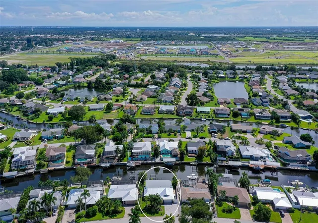 Photo 1 of Single family home for sale at 4919 Coral Blvd, Bradenton, FL 34210 | MLS# A4706645 | Listing updated on 2026-09-20