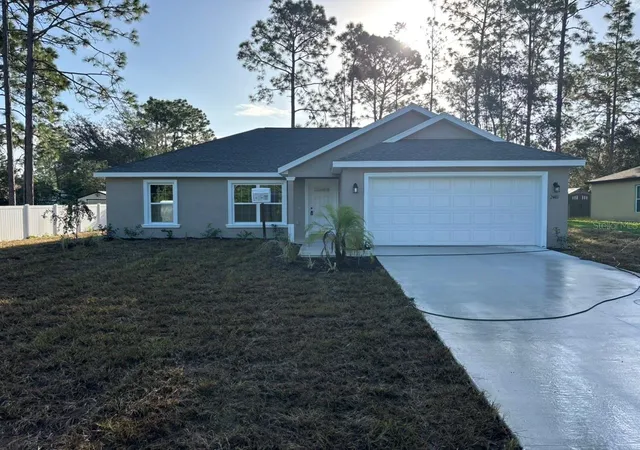 Single family home for sale at 2481 W Wavecrest Dr, DUNNELLON, FL 34434 | MLS# G5117998