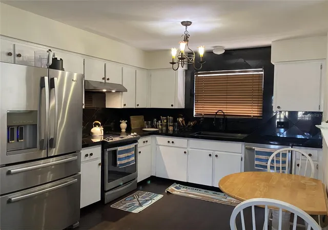 Photo 4 of Single family home for sale at 238 Lake Dr, Orlando, FL 32835 | MLS# O6443081 | Listing updated on 2026-09-19