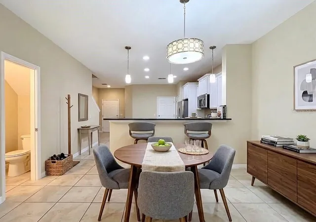 Photo 4 of Townhouse for sale at 520 Virtuoso Ln #68, Orlando, FL 32824 | MLS# O6443082 | Listing updated on 2026-09-21