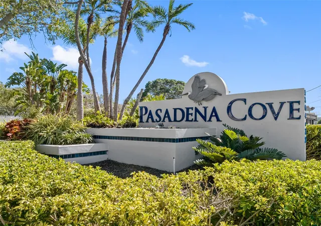Photo 2 of Condo for sale at 1316 Pasadena Ave S #303, South Pasadena, FL 33707 | MLS# TB8550023 | Listing updated on 2026-09-21