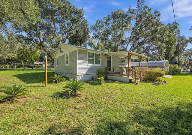 Photo 4 of Single family home for sale at 20911 NE 142nd Place, Fort Mc Coy, FL 32134 | MLS# OM732534 | Listing updated on 2026-09-22
