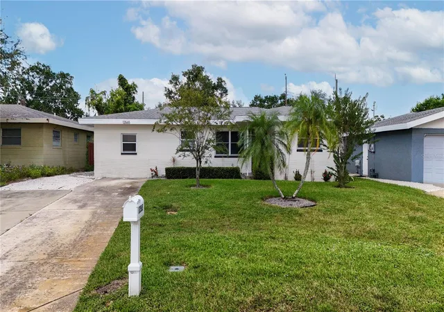 Single family home for sale at 12565 81st Avenue, SEMINOLE, FL 33776 | MLS# TB8550029