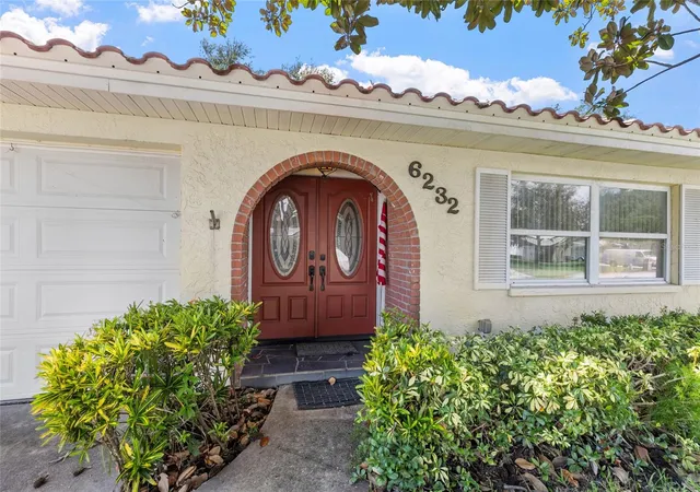 Photo 3 of Single family home for sale at 6232 43rd Avenue N, Kenneth City, FL 33709 | MLS# TB8550033 | Listing updated on 2026-09-19