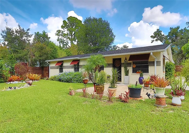 Photo 2 of Single family home for sale at 7301 N Ola Ave, Tampa, FL 33604 | MLS# TB8550036 | Listing updated on 2026-10-06