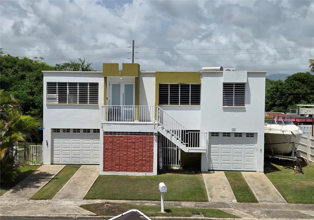Photo 1 of Single family home for sale at 10 Principal, Humacao, PR 00791 | MLS# PR9124291 | Listing updated on 2026-10-01