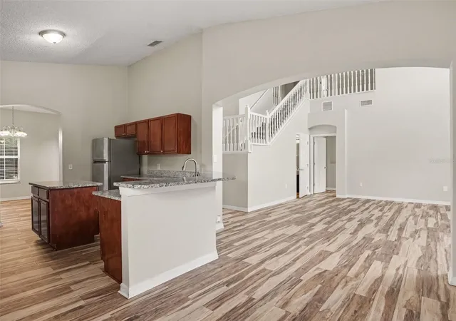 Photo 4 of Single family home for sale at 515 Peace Dr, Kissimmee, FL 34759 | MLS# O6443105 | Listing updated on 2026-10-22