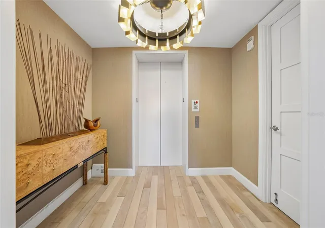 Listing Photo 4 - Condo for sale in Virage Bayshore	 located at 3401 Bayshore Blvd, TAMPA, FL 33629 - Unit #1204