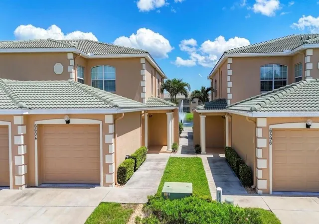 Photo 3 of Condo for sale at 6604 7th Avenue Cir W #6604, Bradenton, FL 34209 | MLS# A4706658 | Listing updated on 2026-09-19