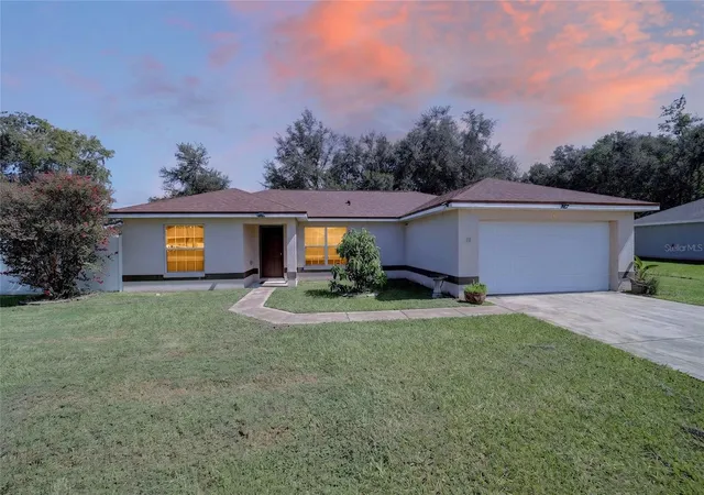 Single family home for sale at 18 Pine Crse Loop, OCALA, FL 34472 | MLS# OM732541