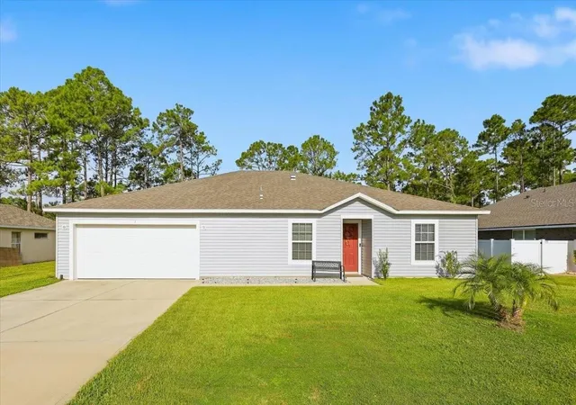 Photo 1 of Single family home for sale at 7 Universal Trl, Palm Coast, FL 32164 | MLS# FC321556 | Listing updated on 2026-09-21