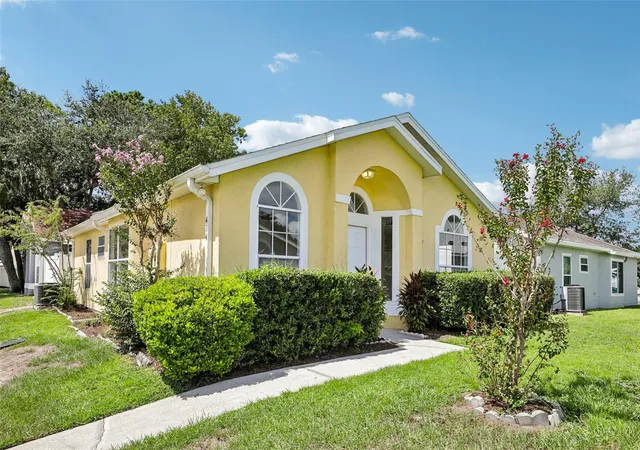 Photo 1 of Single family home for sale at 414 Horizon Dr, Winter Springs, FL 32708 | MLS# O6443112 | Listing updated on 2026-09-22