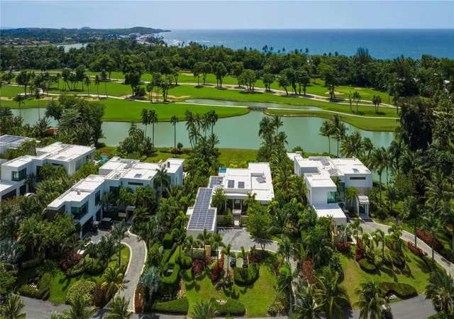 Photo 1 of Mansion for sale at 14 E Beach, Dorado, PR 00646 | MLS# PR9124294 | Listing updated on 2026-09-22