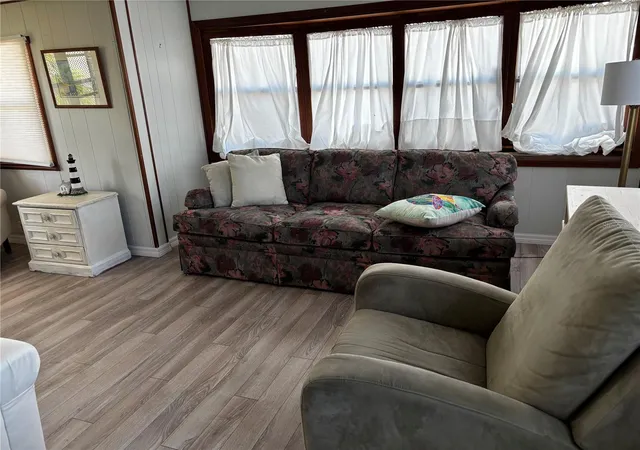 Photo 4 of Manufactured home for sale at 116 Roma Rd, Venice, FL 34285 | MLS# A4706662 | Listing updated on 2026-09-21