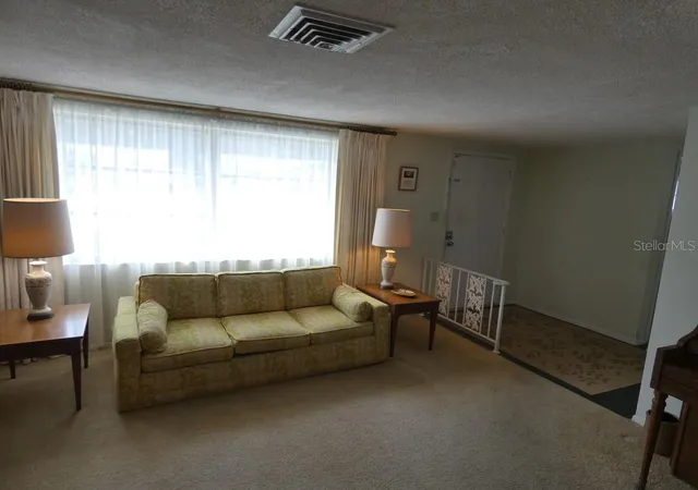 Photo 4 of Single family home for sale at 7207 Ashwood Dr, Port Richey, FL 34668 | MLS# W7889634 | Listing updated on 2026-10-06
