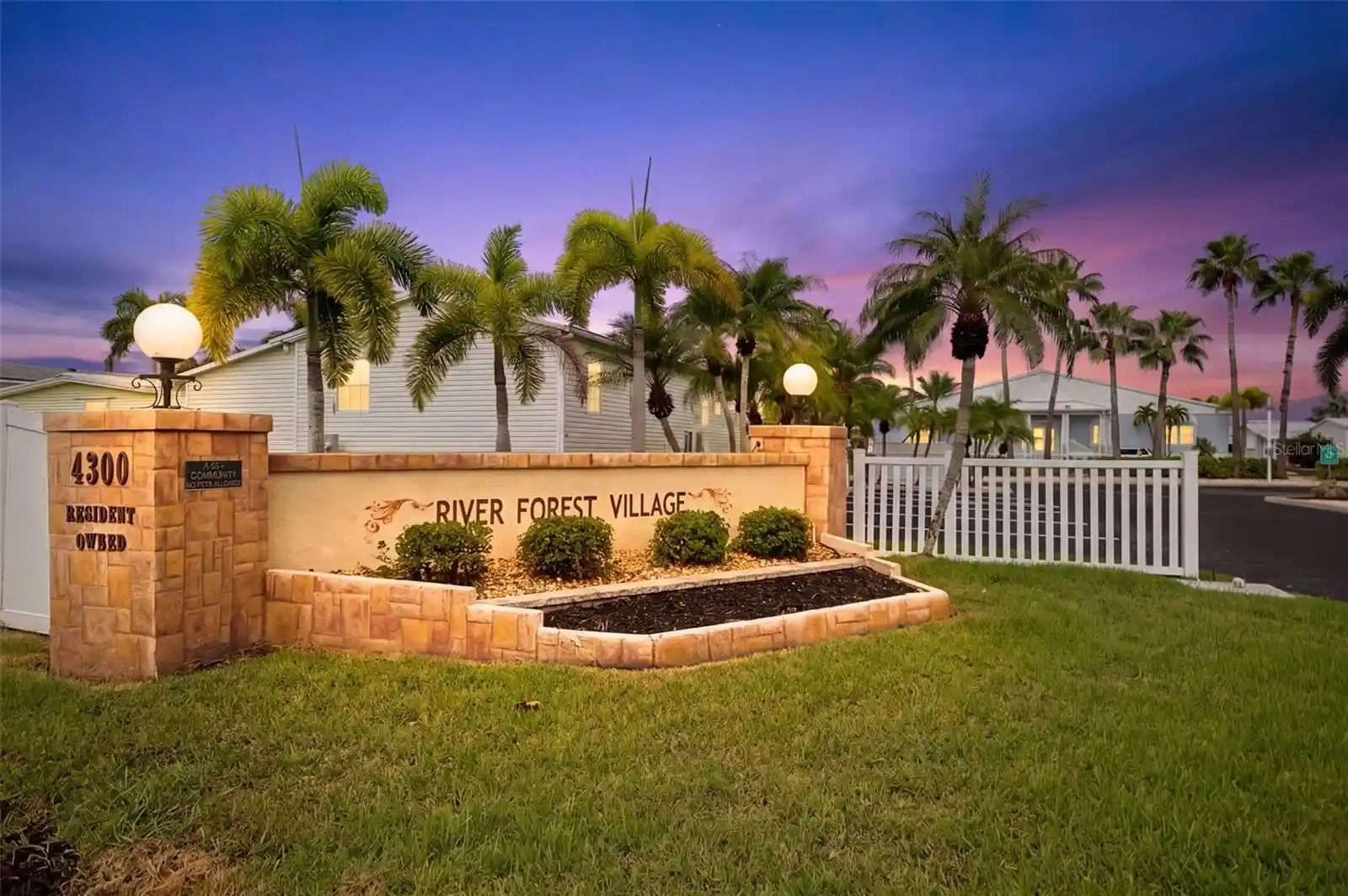 Listing Photo 2 - Condo for sale in 4300 Riverside Dr located at 4300 Riverside Dr, Coral Springs, FL 33982 - Unit #160