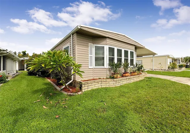Listing Photo 5 - Condo for sale in building located at 4300 Riverside Dr, Coral Springs, FL 33982 - Unit #160
