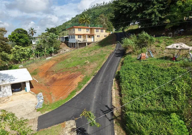 Photo 2 of Land for sale at Pr 772 Km 49 Cañabon Ward, Barranquitas, PR 00794 | MLS# PR9124296 | Listing updated on 2026-09-19