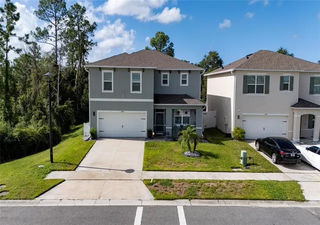 Photo 2 of Single family home for sale at 3055 Staten Dr, Deltona, FL 32738 | MLS# S5157901 | Listing updated on 2026-10-05