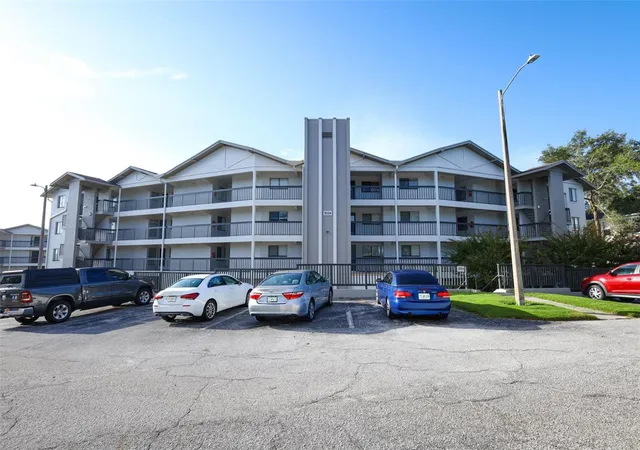 Photo 1 of Condo for sale at 1054 Lotus Cvs Ct #614, Altamonte Springs, FL 32714 | MLS# O6443133 | Listing updated on 2026-09-23