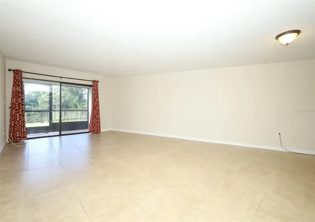 Photo 3 of Condo for sale at 1054 Lotus Cvs Ct #614, Altamonte Springs, FL 32714 | MLS# O6443133 | Listing updated on 2026-09-23