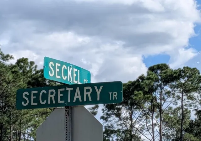 Photo 2 of Land for sale at 7 Seckel Ct, Palm Coast, FL 32164 | MLS# FC321558 | Listing updated on 2026-09-19